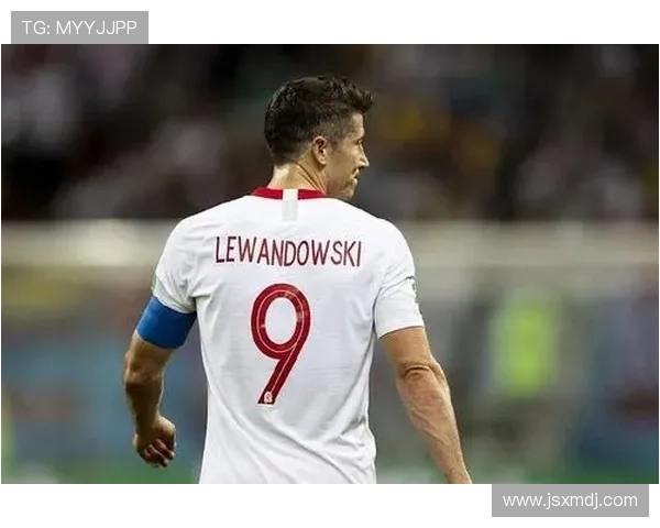 莱万称赞亚马尔 阿根廷足球精彩